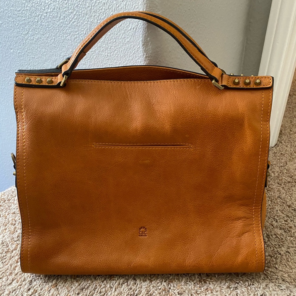 C&C California Brown Leather Putse